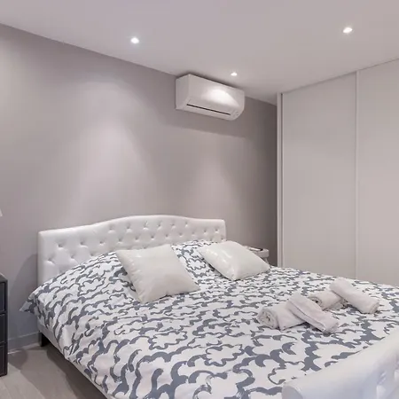 Duplex Saint-henry By Halldis