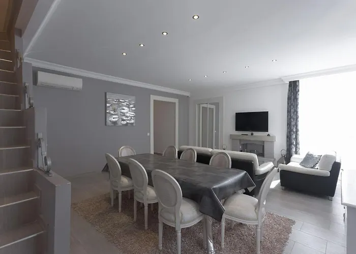 Duplex Saint-henry By Halldis *