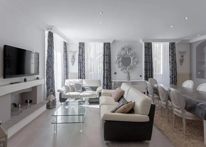 Duplex Saint-henry By Halldis *